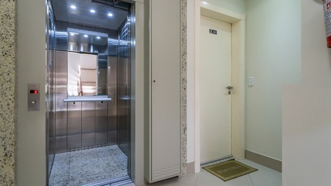 Apartment 150 meters from the sea in Bombas