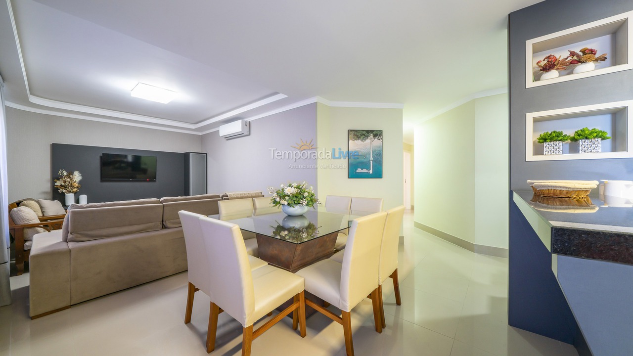 Apartment for vacation rental in Bombinhas (Praia de Quatro Ilhas)