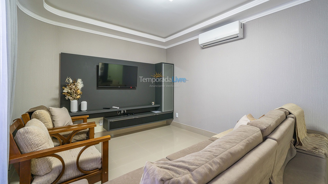 Apartment for vacation rental in Bombinhas (Praia de Quatro Ilhas)