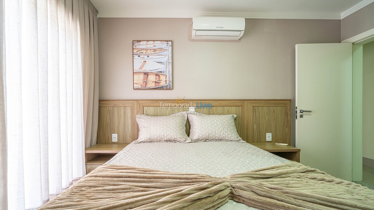 Apartment for vacation rental in Bombinhas (Praia de Quatro Ilhas)