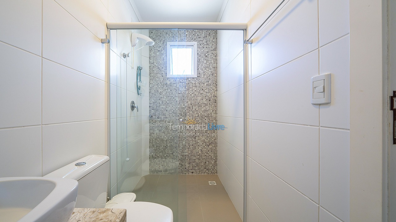 Apartment for vacation rental in Bombinhas (Praia de Quatro Ilhas)