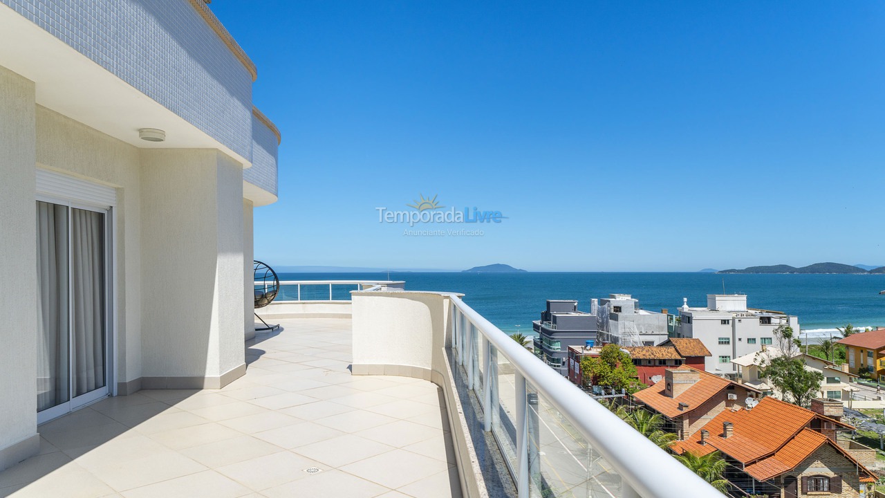 Apartment for vacation rental in Bombinhas (Praia de Quatro Ilhas)