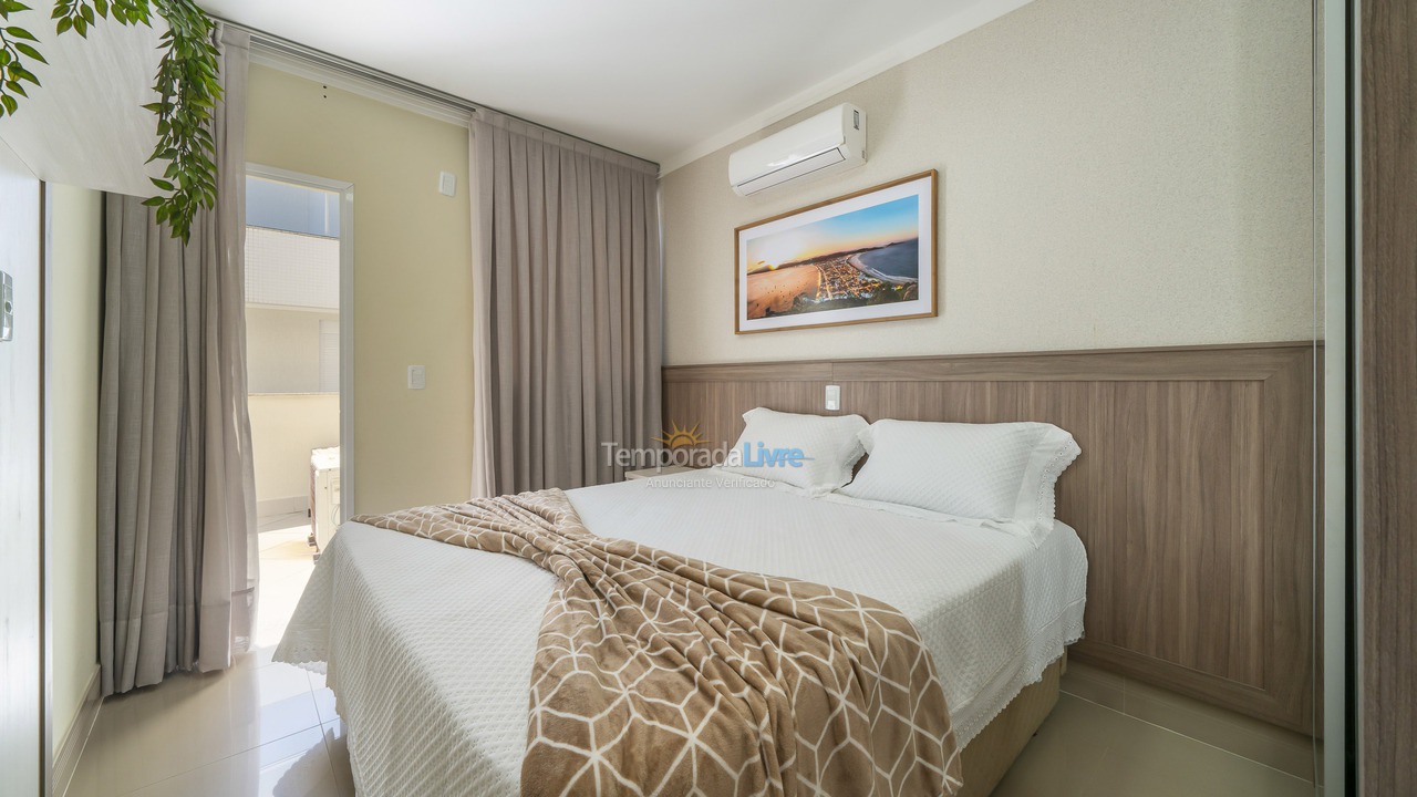 Apartment for vacation rental in Bombinhas (Praia de Quatro Ilhas)