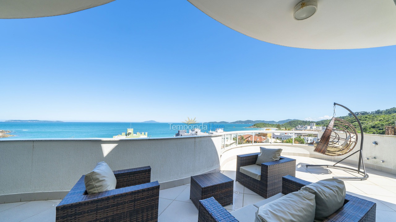 Apartment for vacation rental in Bombinhas (Praia de Quatro Ilhas)