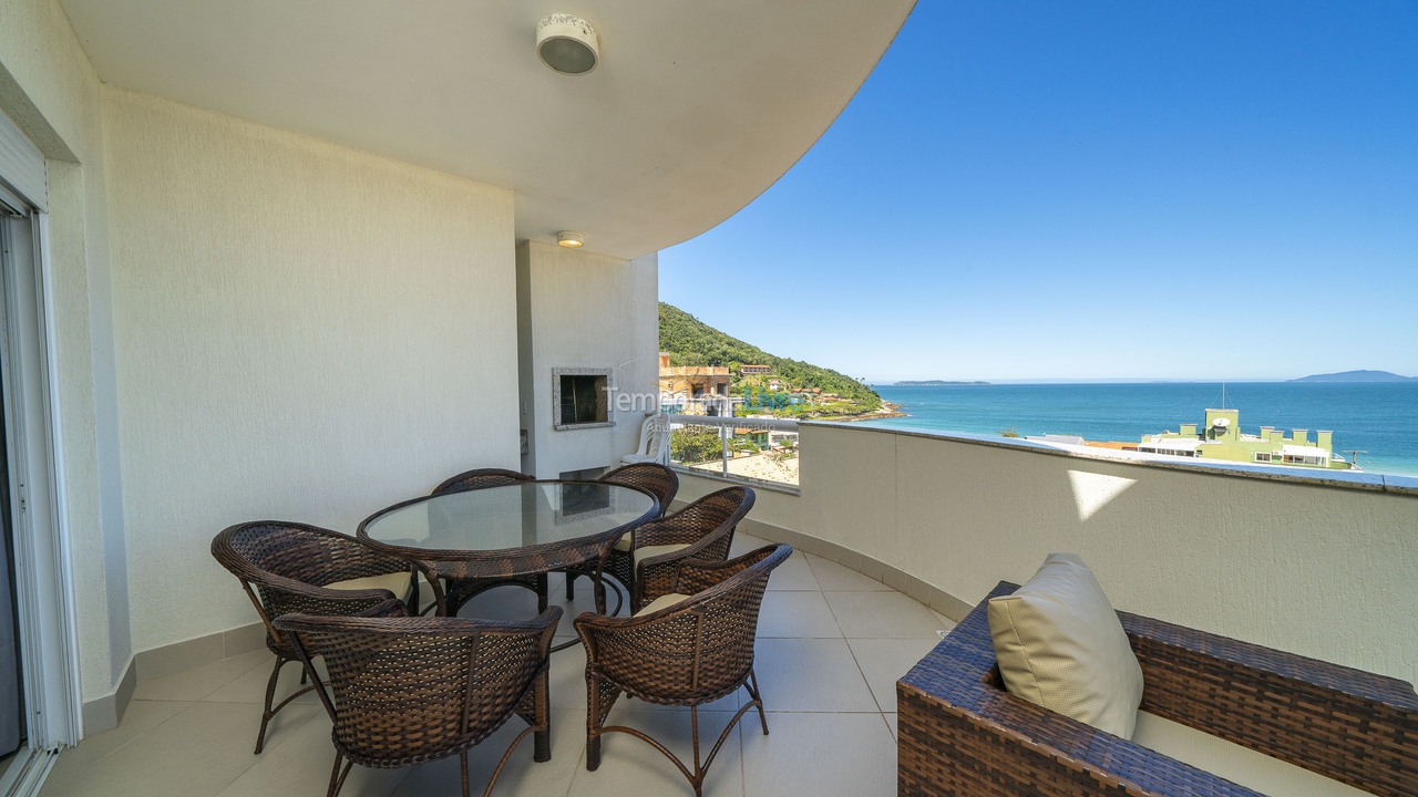 Apartment for vacation rental in Bombinhas (Praia de Quatro Ilhas)