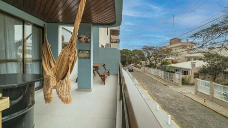 3 bedroom apartments in the center of Bombinhas