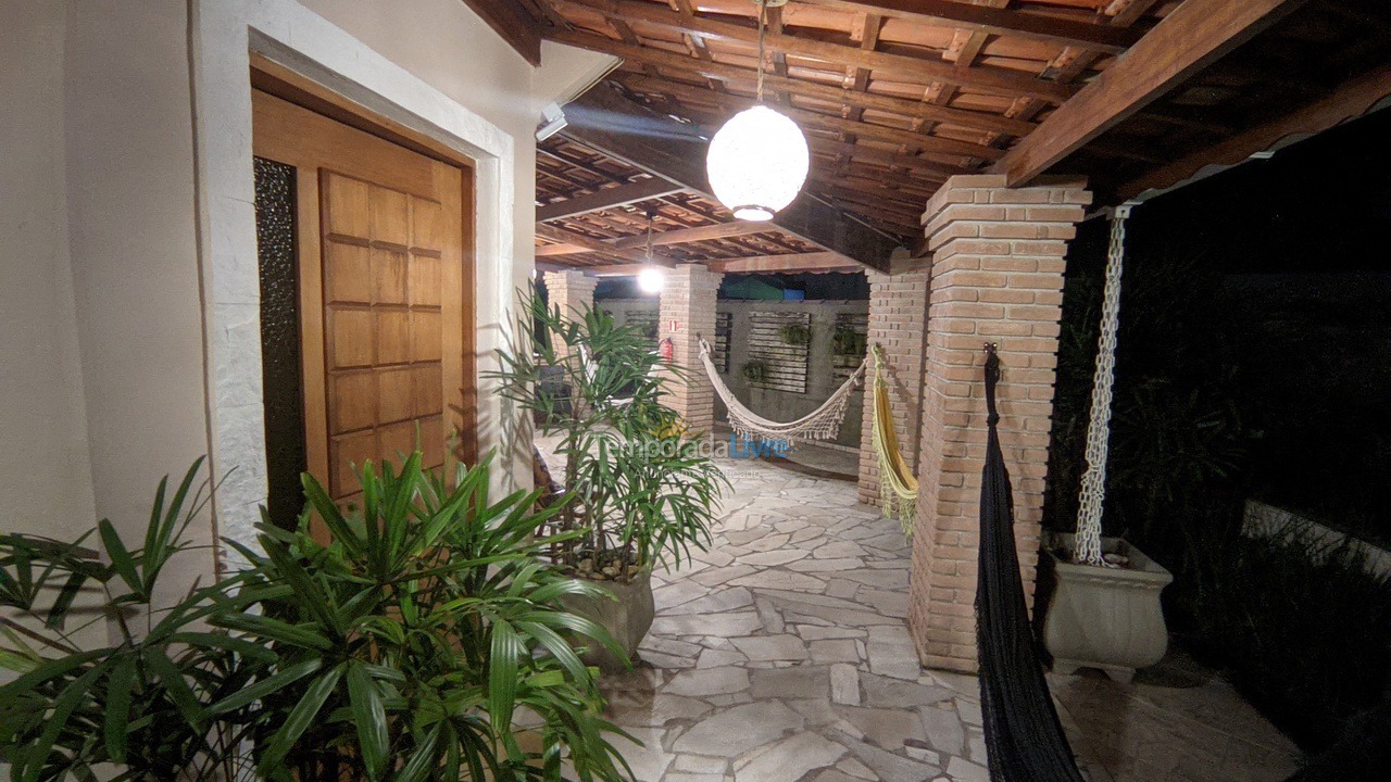 Casa para alquiler de vacaciones em Bertioga (Boraceia)