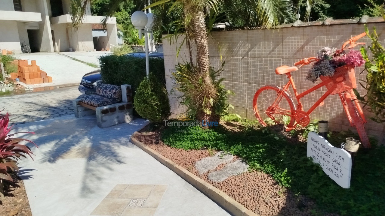 Casa para alquiler de vacaciones em Bertioga (Boraceia)