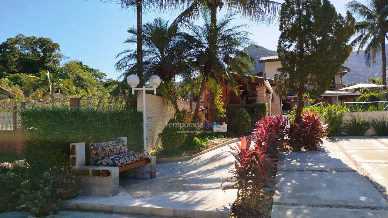 Casa para alquiler de vacaciones em Bertioga (Boraceia)