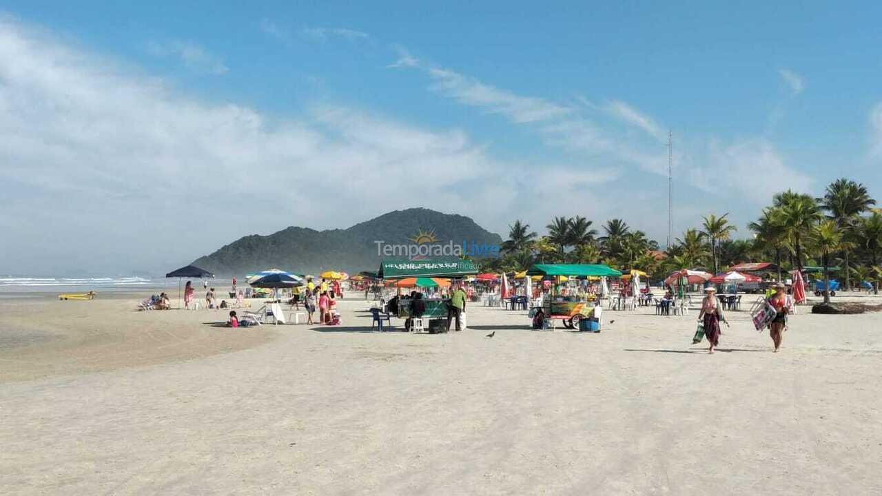 Casa para alquiler de vacaciones em Bertioga (Boraceia)