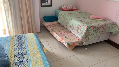 House with 5 suites in Guarajuba, for 24 people