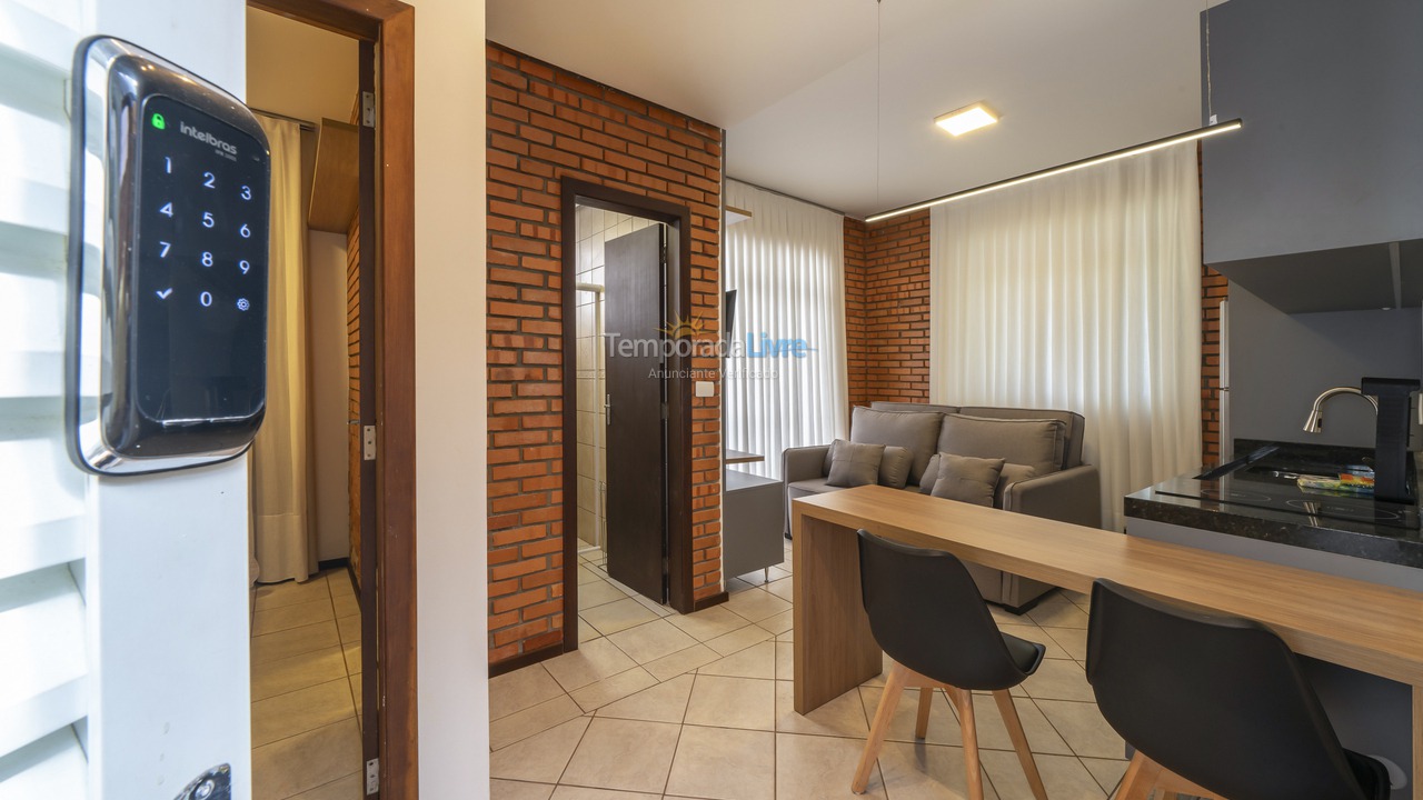 Apartamento para alquiler de vacaciones em Bombinhas (Praia de Quatro Ilhas)