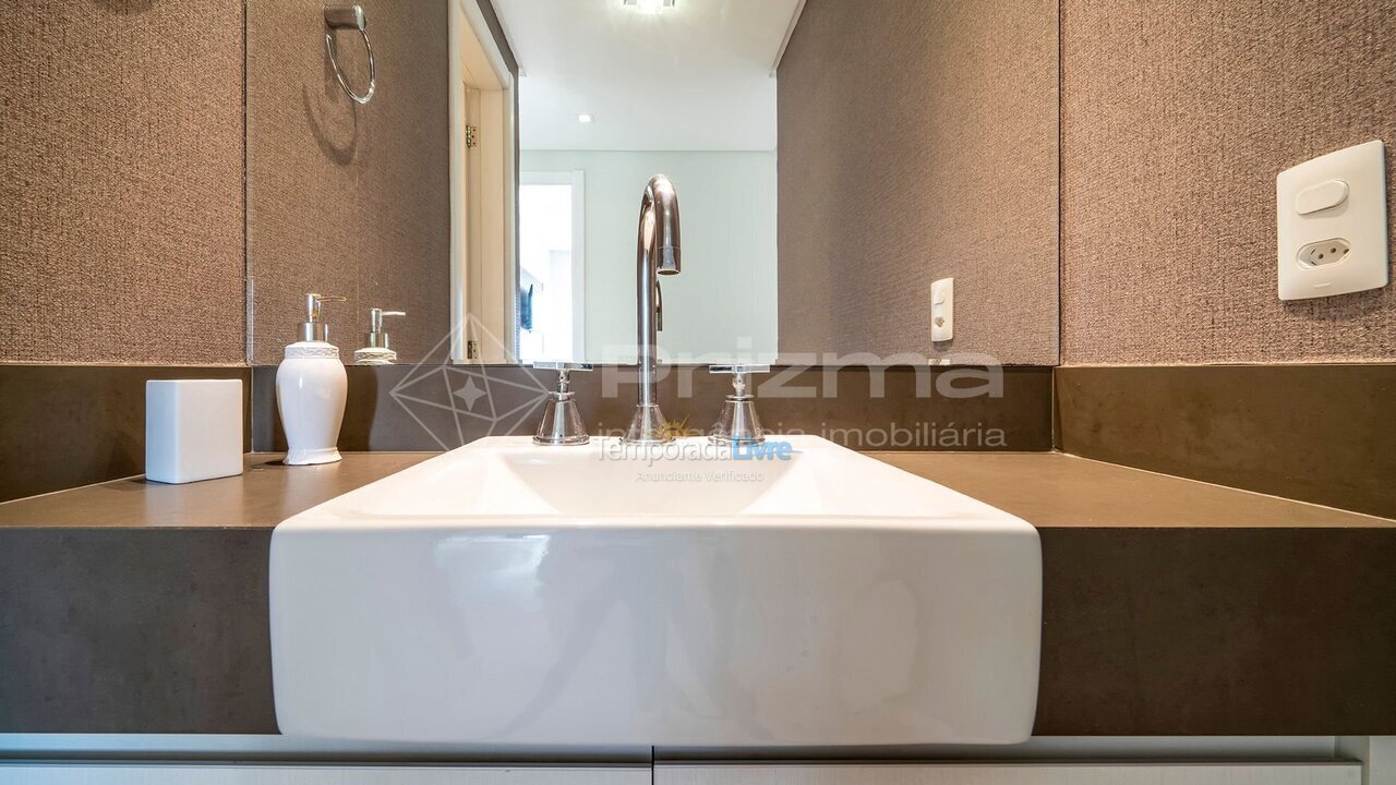 Apartamento para aluguel de temporada em Bombinhas (Praia de Bombinhas)