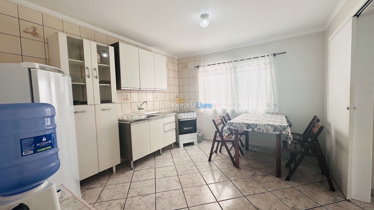 Apartamento para alquiler de vacaciones em Balneário Camboriú (Praia Central)