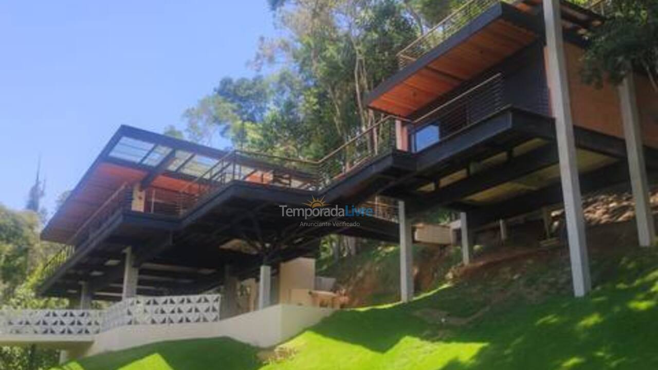 House for vacation rental in Santo Antônio do Pinhal (Rio Preto)