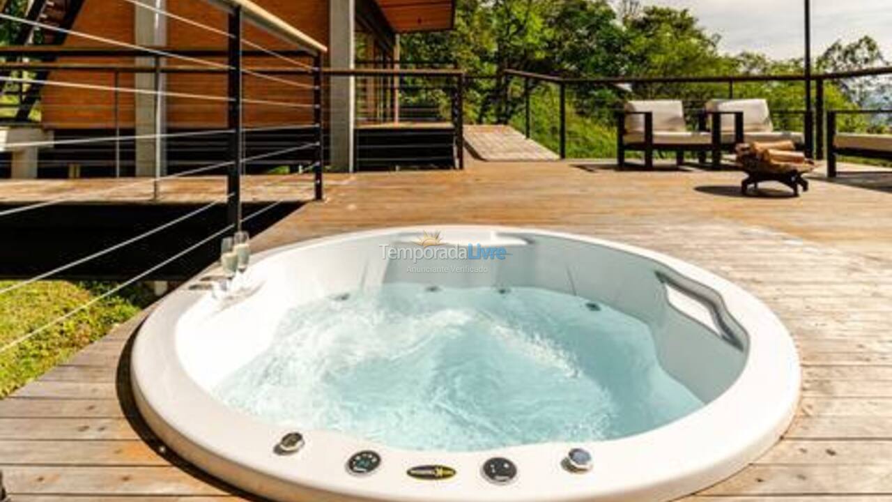 House for vacation rental in Santo Antônio do Pinhal (Rio Preto)