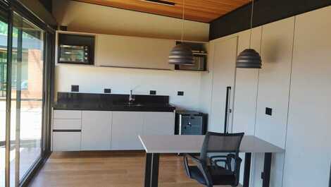 A Mountain Retreat — Nature, Comfort and Stunning Views