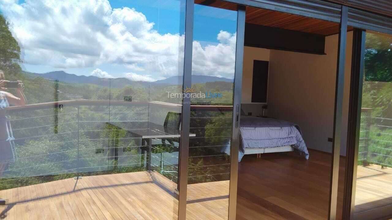House for vacation rental in Santo Antônio do Pinhal (Rio Preto)