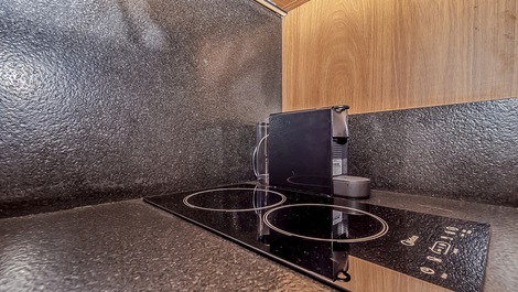 Cafeteira e capsulas nespresso disponível