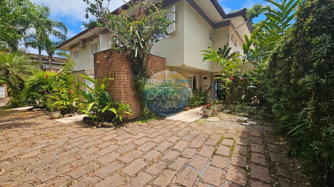 Casa para aluguel de temporada em São Sebastião (Juquehy)