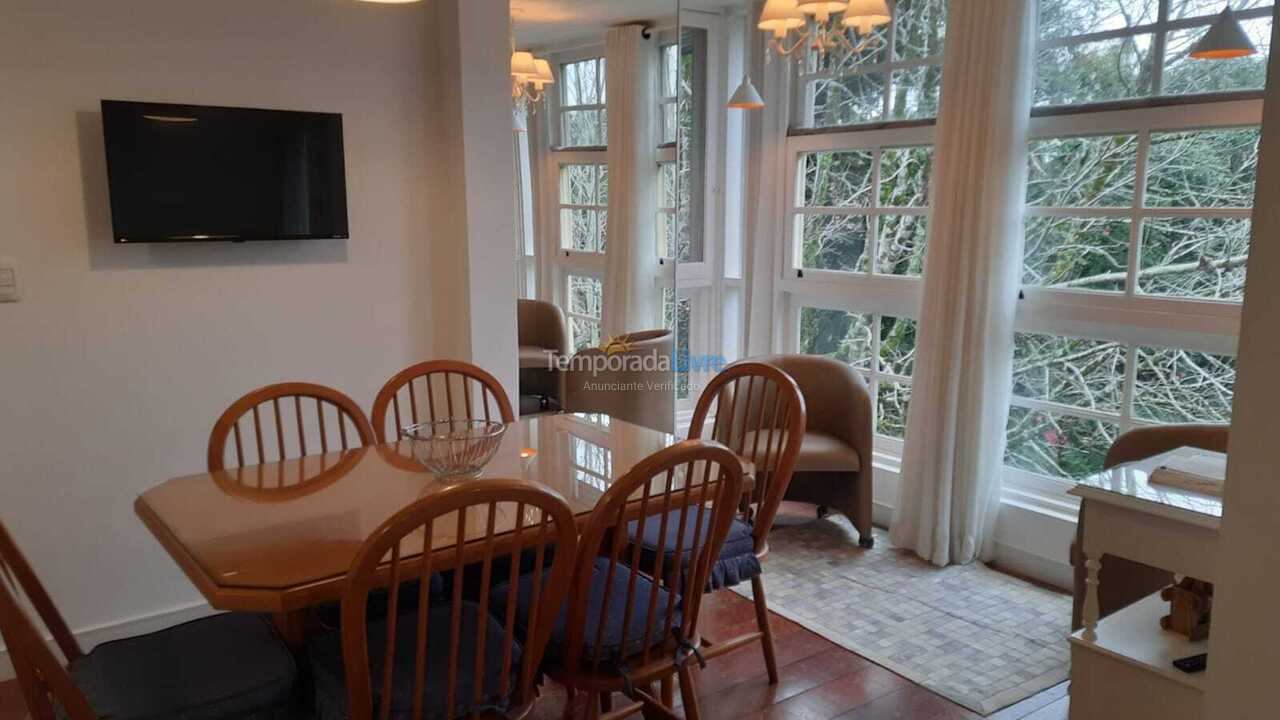 Apartamento para aluguel de temporada em Gramado (Lago Negro)