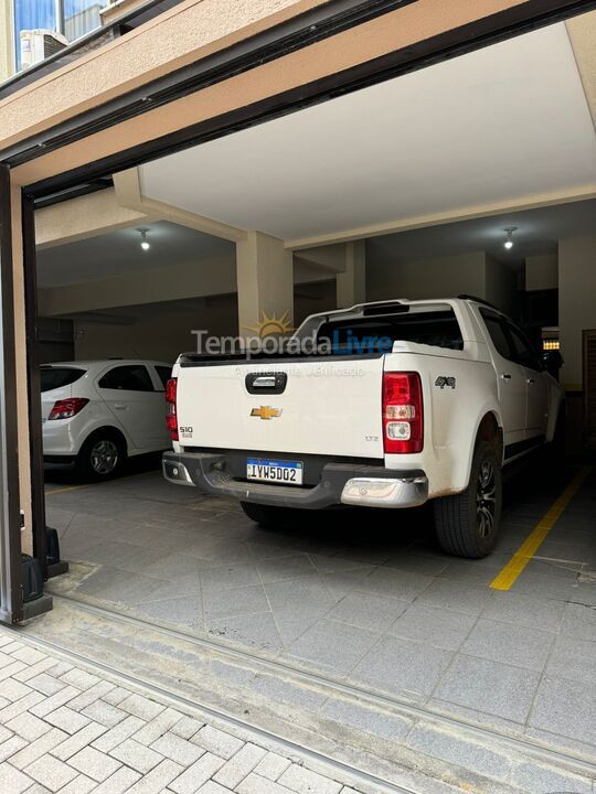 Apartamento para alquiler de vacaciones em Itapema (Meia Praia)