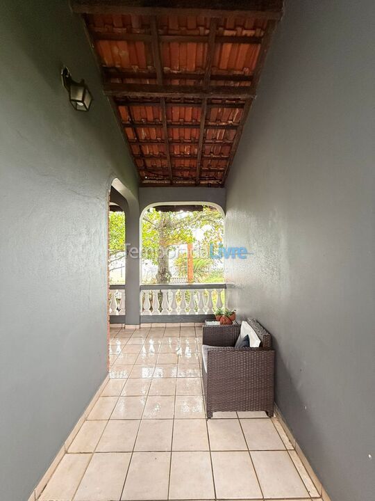 Casa para alquiler de vacaciones em Bertioga (Jardim Indaiá)