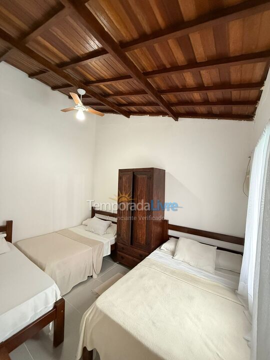Casa para alquiler de vacaciones em Bertioga (Jardim Indaiá)