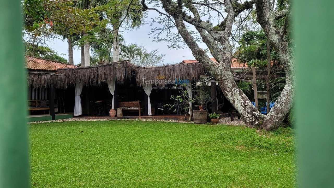 Casa para aluguel de temporada em Florianópolis (Cachoeira do Bom Jesus)