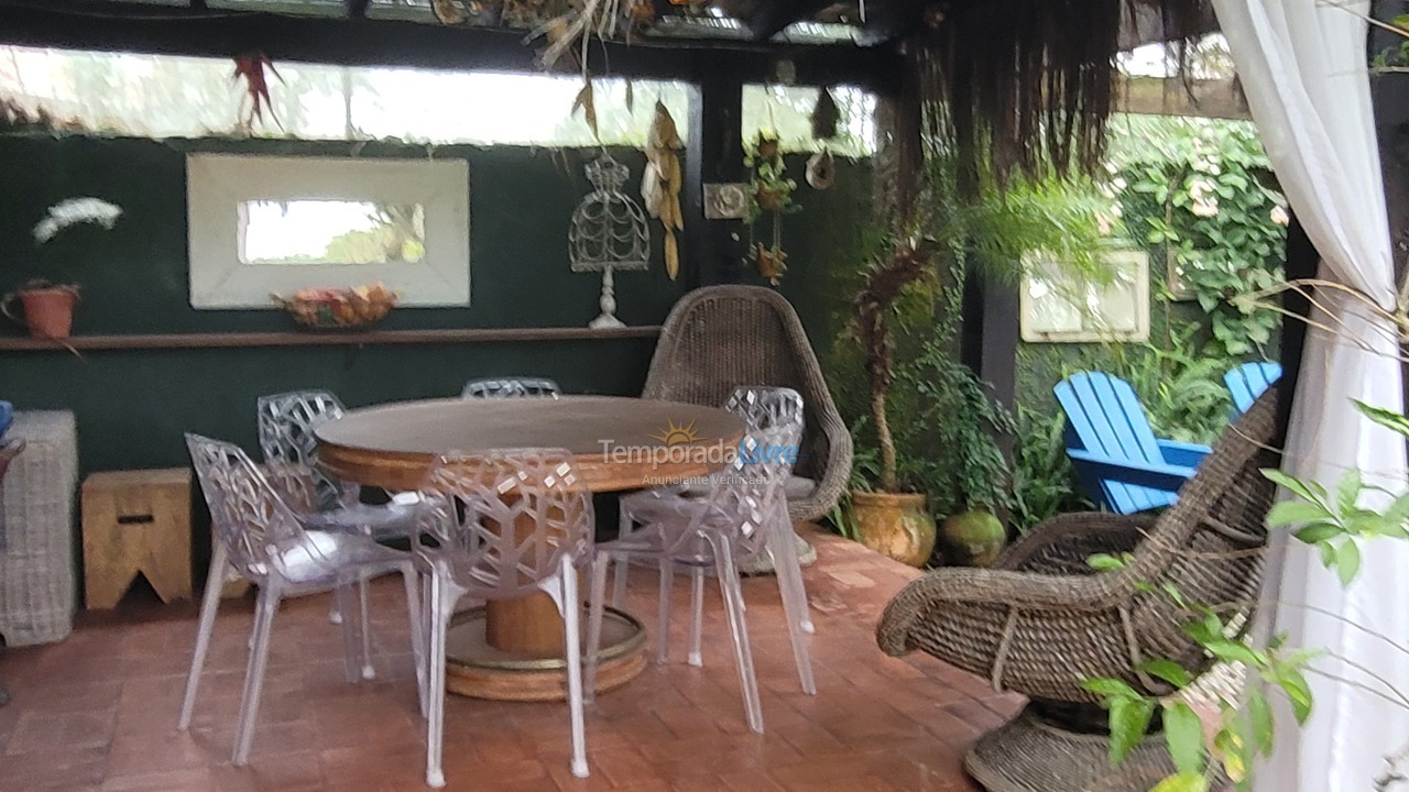 Casa para aluguel de temporada em Florianópolis (Cachoeira do Bom Jesus)