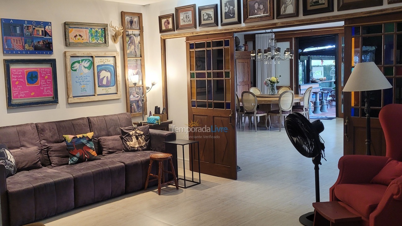 Casa para aluguel de temporada em Florianópolis (Cachoeira do Bom Jesus)