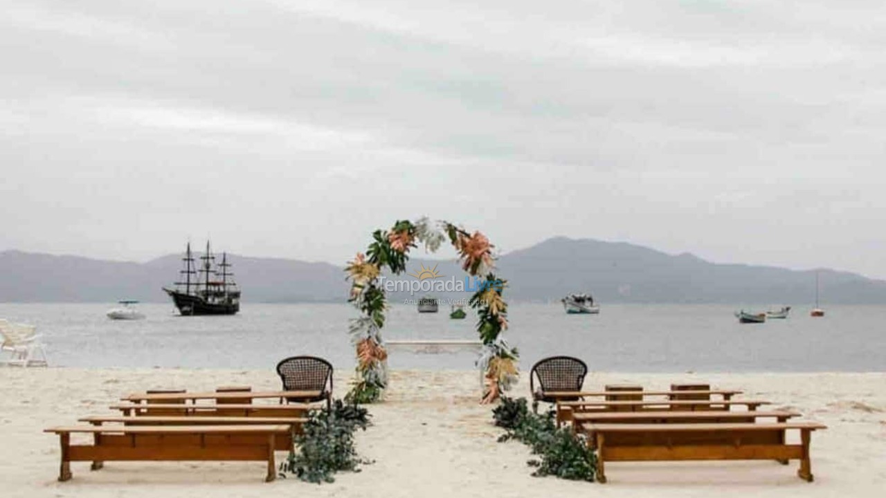 Casa para aluguel de temporada em Florianópolis (Cachoeira do Bom Jesus)