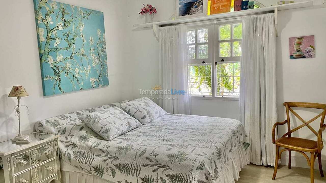 Casa para aluguel de temporada em Florianópolis (Cachoeira do Bom Jesus)