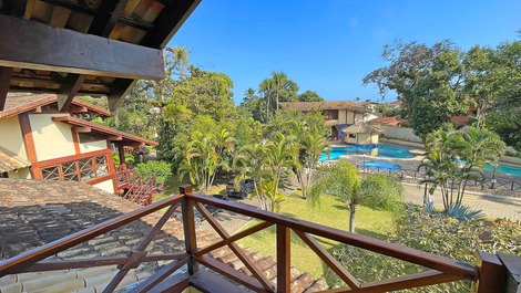 La mejor relación calidad-precio a 80 metros de la playa de Maresias - Piscina climatizada