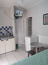 Kitnet 70 ms do mar,Praia Toninhas,Piscina /SUÍTES EM PROMOÇÃO