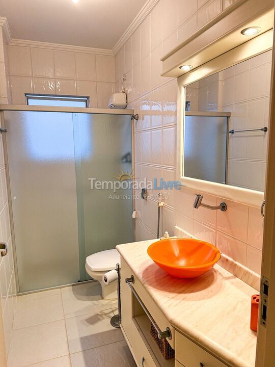 Apartamento para alquiler de vacaciones em Guarujá (Enseada Tortugas)