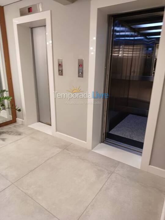 Apartamento para aluguel de temporada em Florianópolis (Centro)