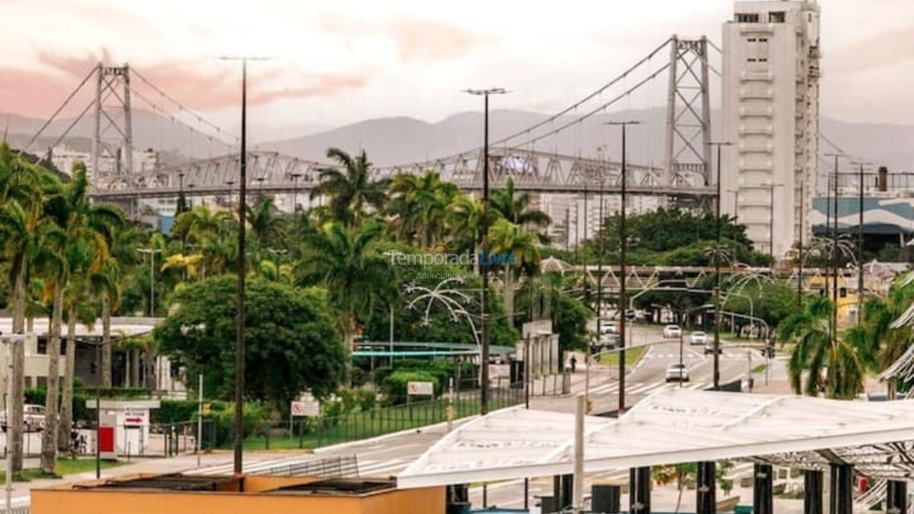 Apartamento para aluguel de temporada em Florianópolis (Centro)