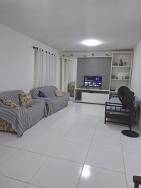 Excelente Casa de Vacaciones en Barra do Jacuípe (Cond. Cerrado)