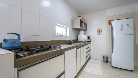 209IM - Excelente apartamento com Vista para o Mar, 03 dormitórios,...