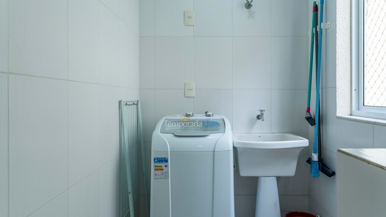 Apartamento para aluguel de temporada em Bombinhas (Praia de Bombas)