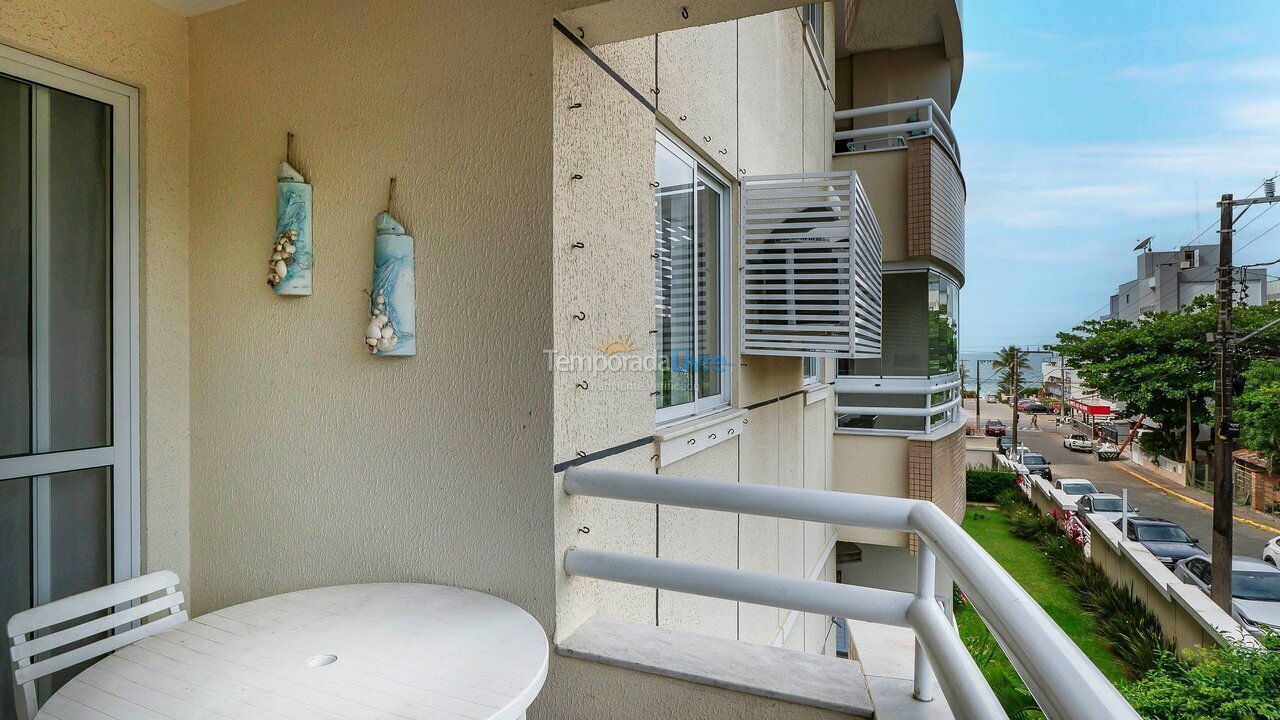 Apartamento para aluguel de temporada em Bombinhas (Praia de Bombas)