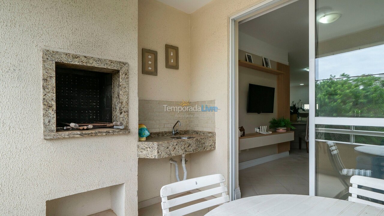 Apartamento para aluguel de temporada em Bombinhas (Praia de Bombas)