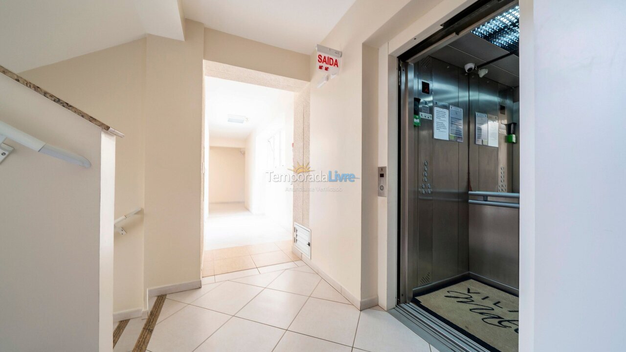 Apartamento para aluguel de temporada em Bombinhas (Praia de Bombas)