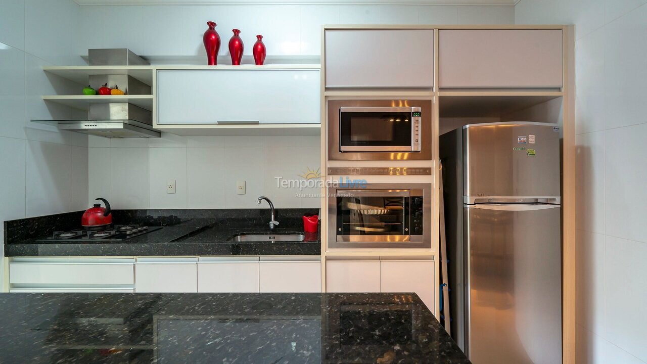 Apartamento para alquiler de vacaciones em Bombinhas (Praia de Bombas)