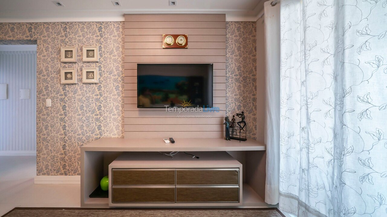 Apartamento para aluguel de temporada em Bombinhas (Praia de Bombas)