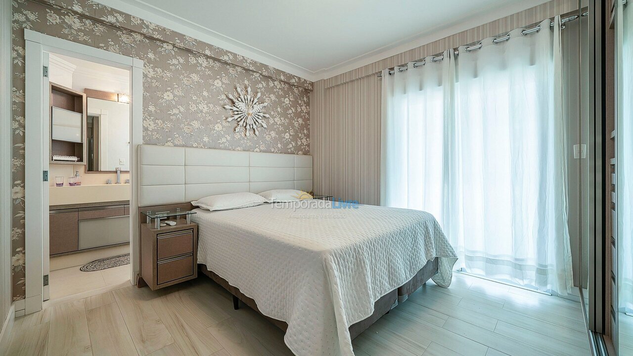 Apartamento para aluguel de temporada em Bombinhas (Praia de Bombas)