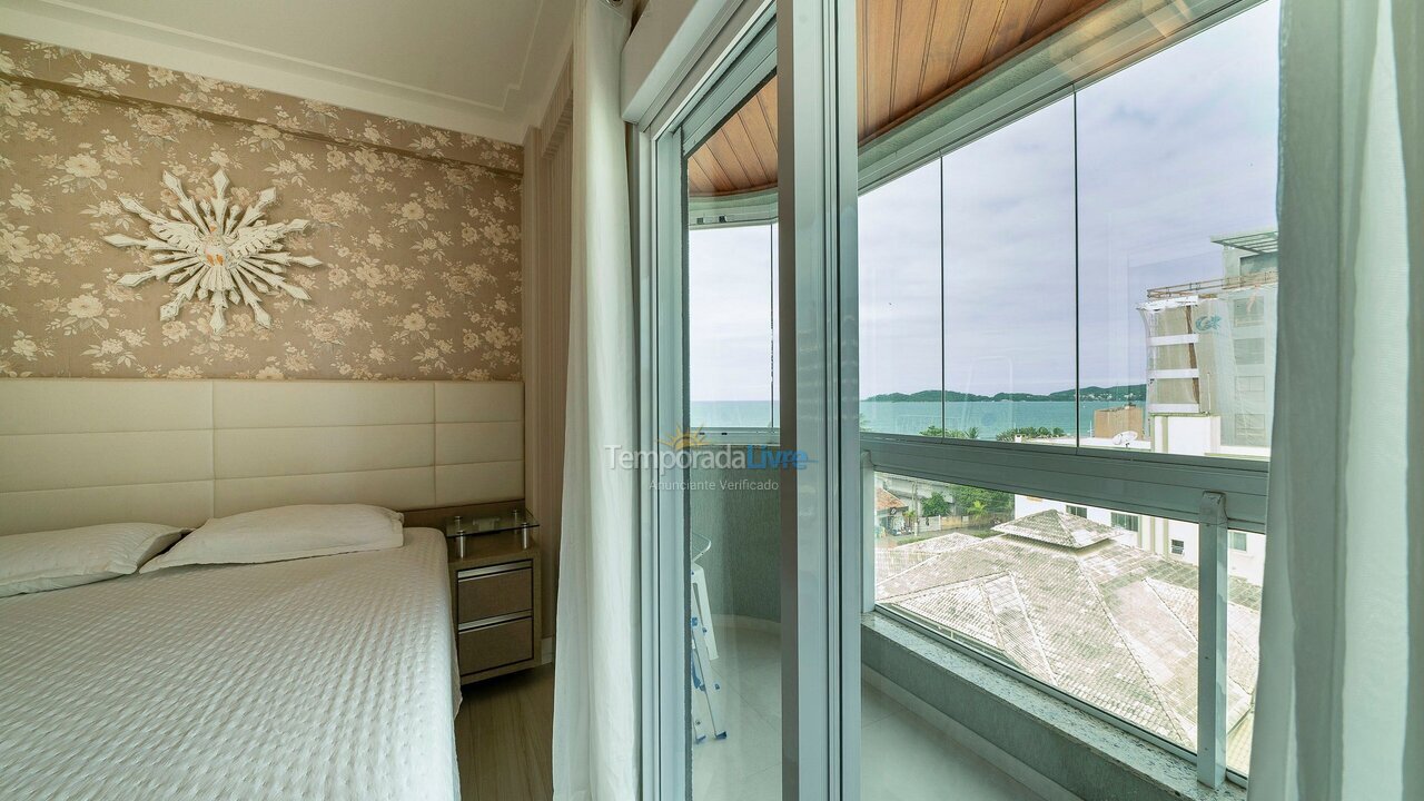 Apartamento para aluguel de temporada em Bombinhas (Praia de Bombas)