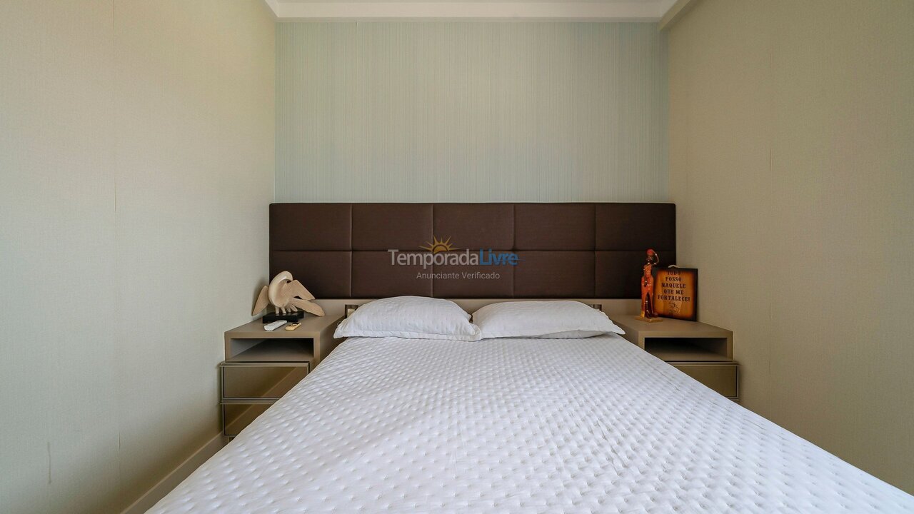 Apartamento para aluguel de temporada em Bombinhas (Praia de Bombas)