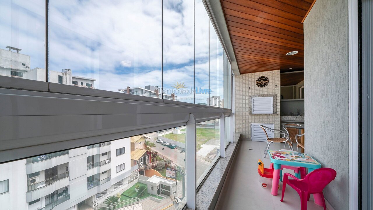 Apartamento para aluguel de temporada em Bombinhas (Praia de Bombas)